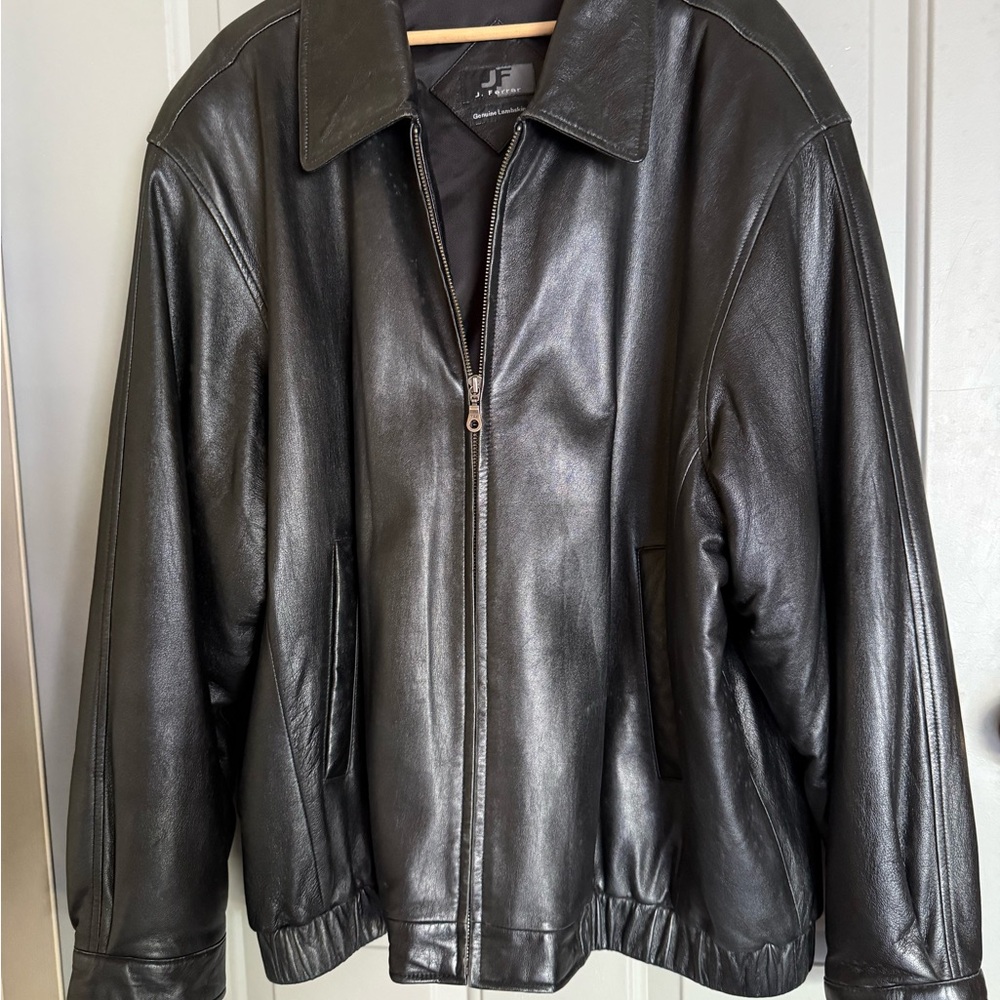 JF J.Ferrar Men's Black Leather Bomber Jacket